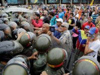 Удушение санкциями: США разминаются на Венесуэле