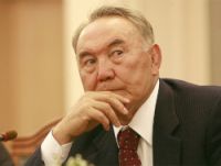 Назарбаев занял должность пожизненного руководителя Казахстана