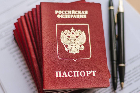 Российский паспорт вызвал в Донецке ажиотаж