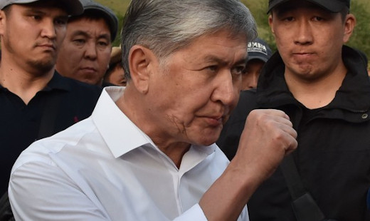 «Это плохо кончится»: спецназ не смог захватить экс-главу Киргизии
