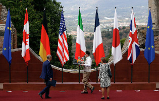 «Пародия на холодную войну»: место России в G8 раскололо Европу