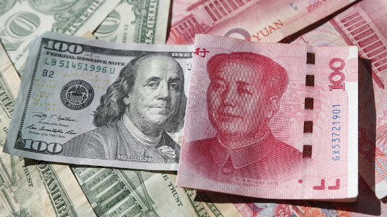 Торговая война по-пекински: Китай ответил США снижением юаня