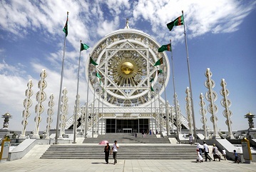 Туркменистан: все глубже в область фантастики
