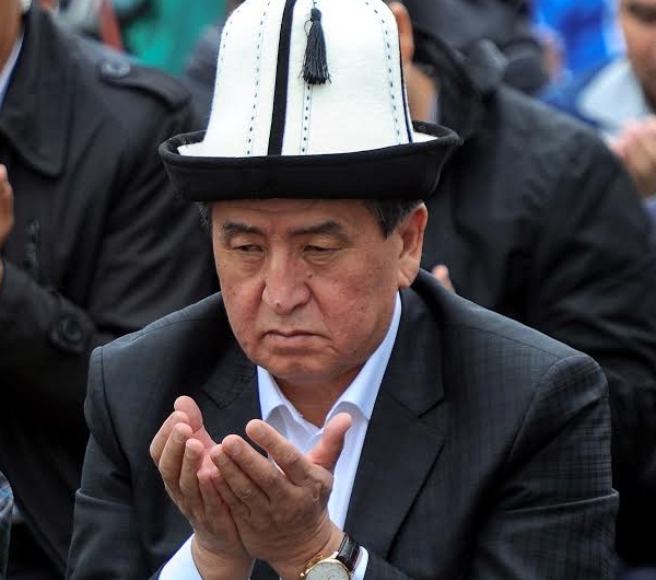 Прощай, Сооронбай: что будет с Киргизией после отставки президента