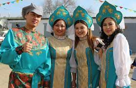 .. чтобы русские жили спокойно и процветали в Казахстане", - интервью Лаврова